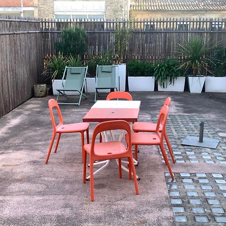 Le Beaufleury Et Sa Terrasse A La Victoire Bordéus Exterior foto