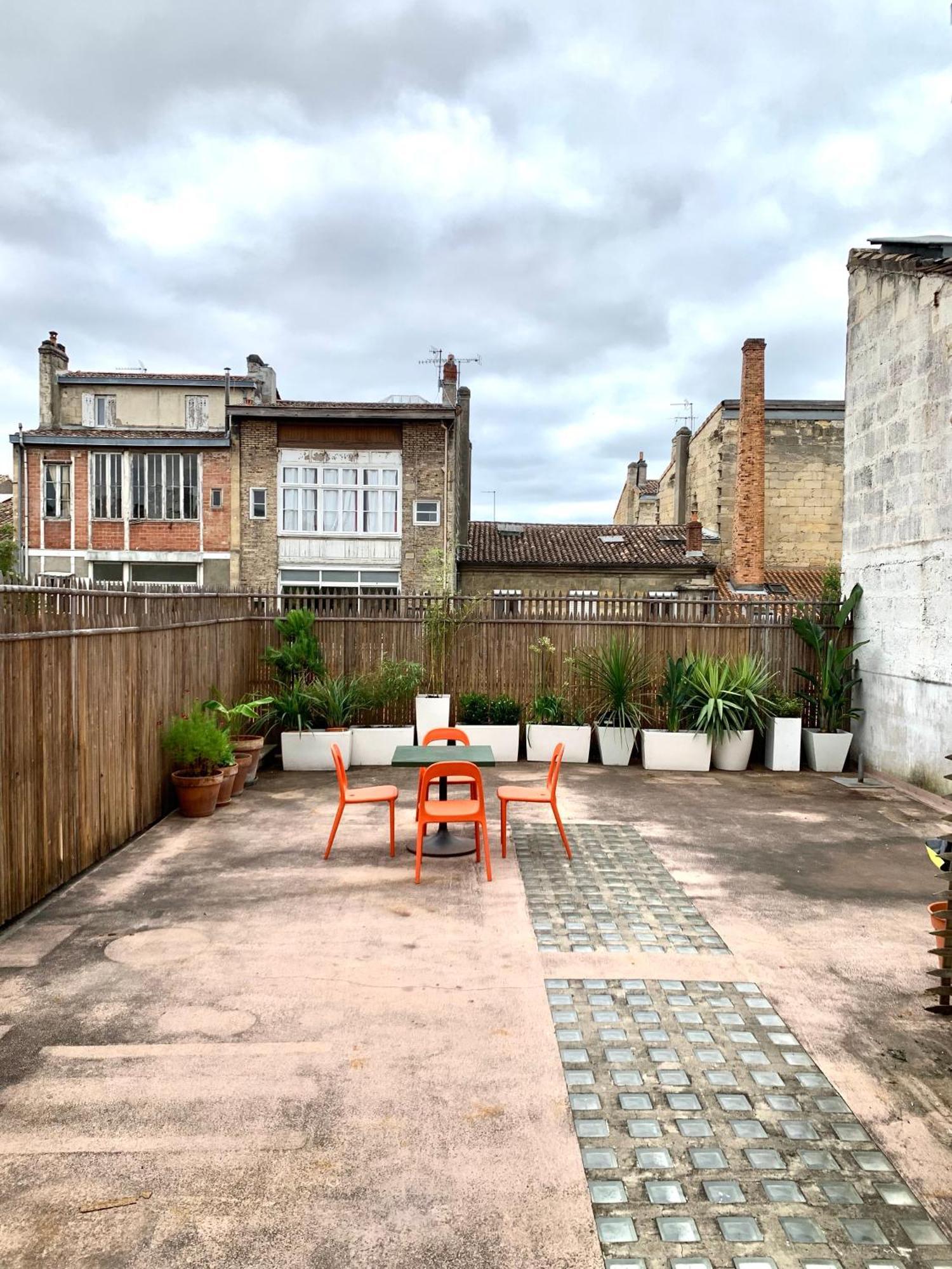 Le Beaufleury Et Sa Terrasse A La Victoire Bordéus Exterior foto