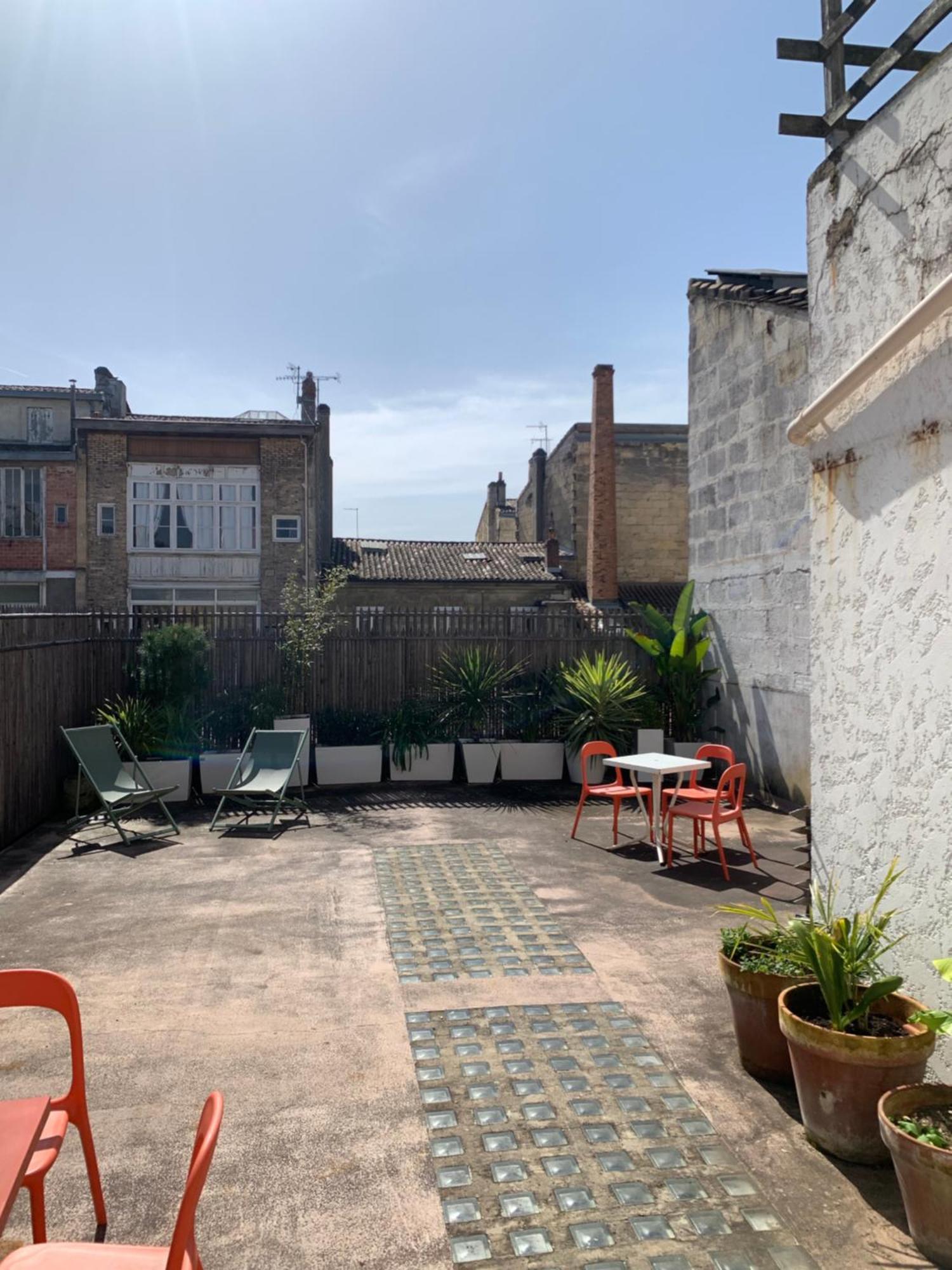 Le Beaufleury Et Sa Terrasse A La Victoire Bordéus Exterior foto